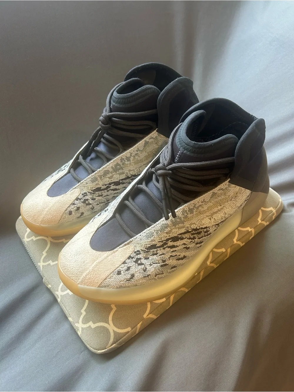 Adidas / Yeezy QNTM “Sea Teal” (GREAT CONDITION)